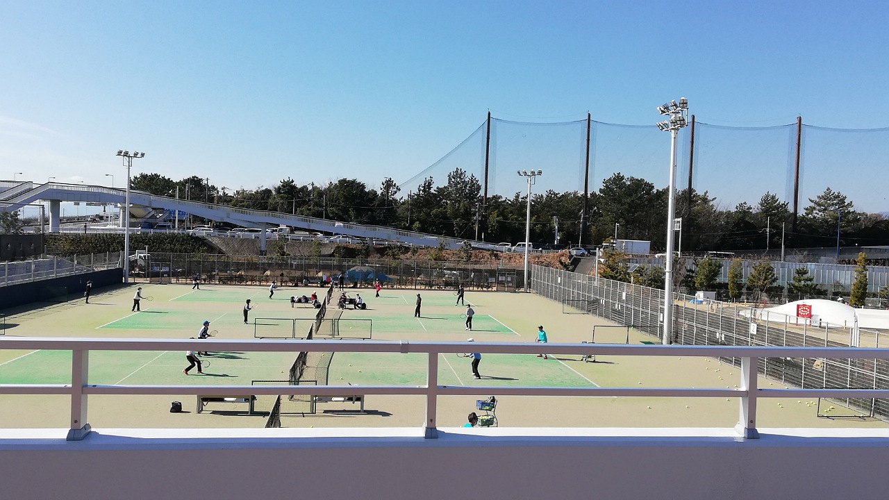 柳島スポーツ公園テニスコート
