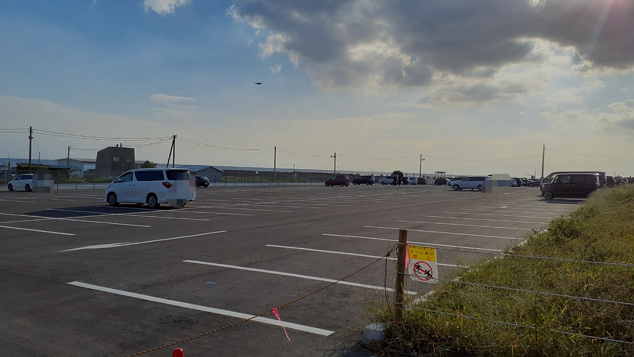 茅ヶ崎漁港駐車場