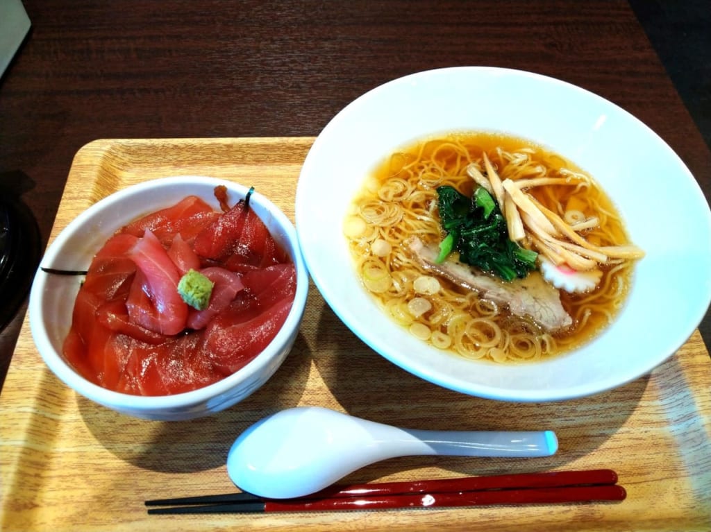 花板食堂ISHIKAWA