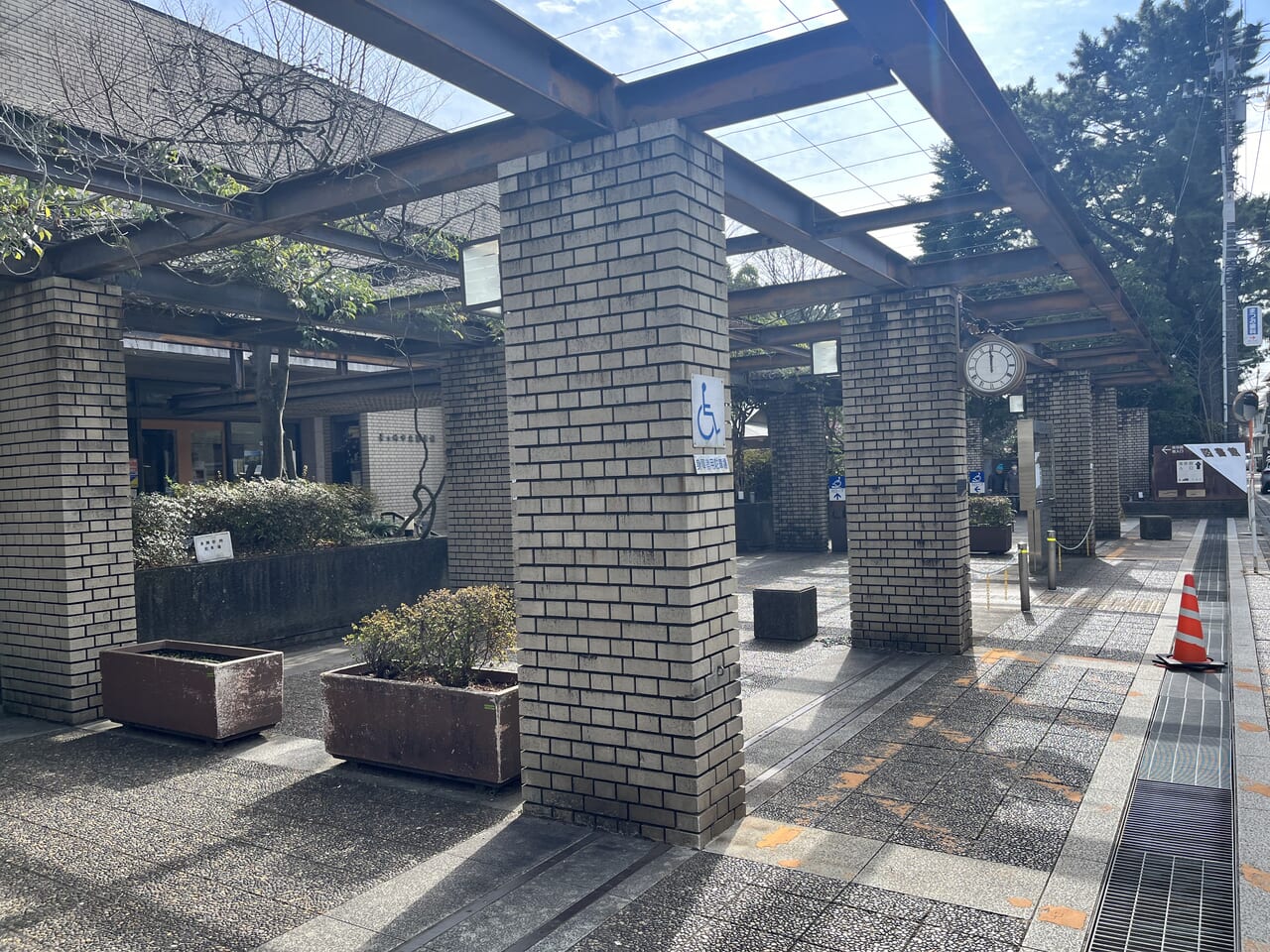 茅ヶ崎図書館