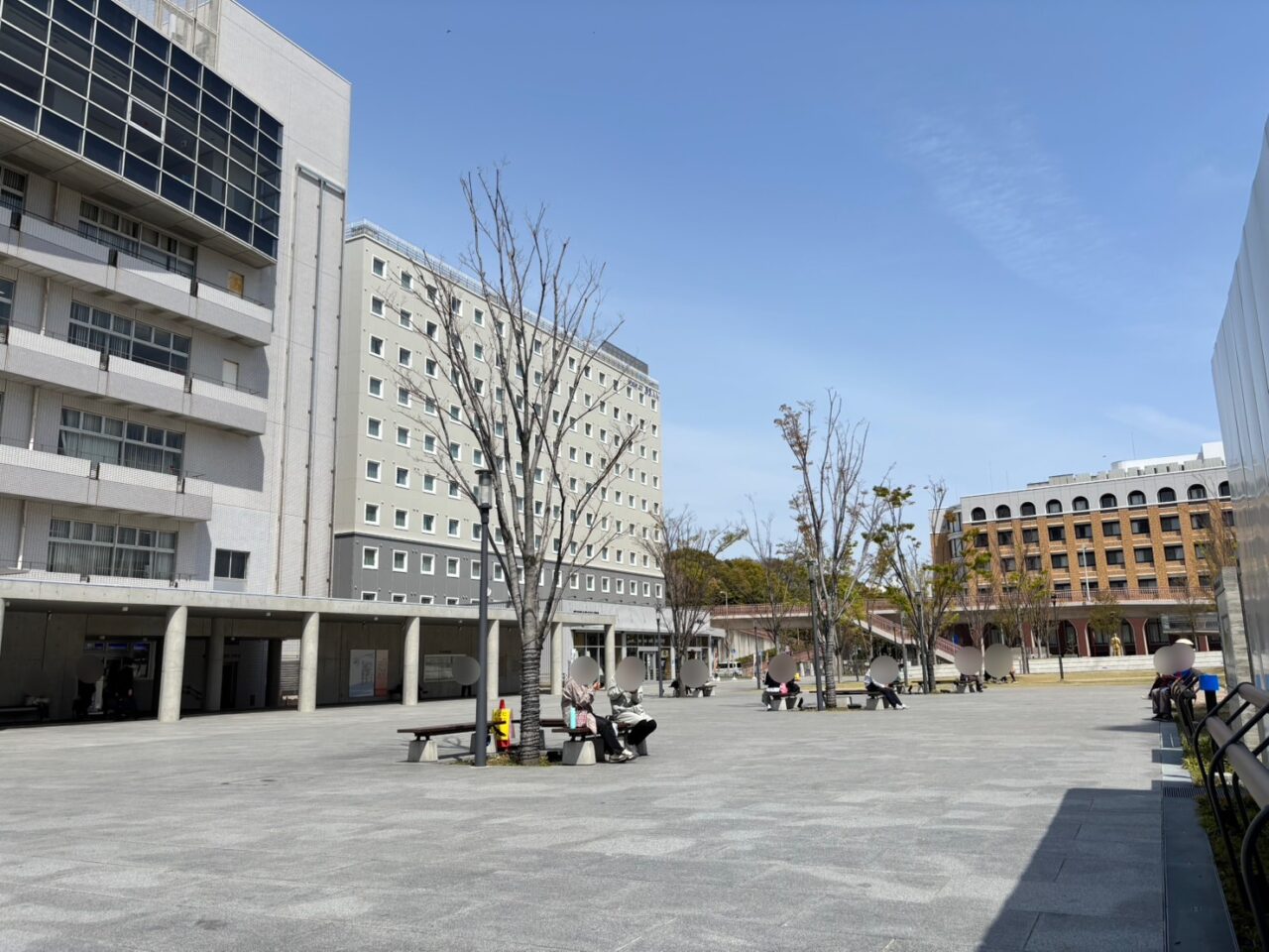 茅ヶ崎市役所入り口で行われるパンウィーク