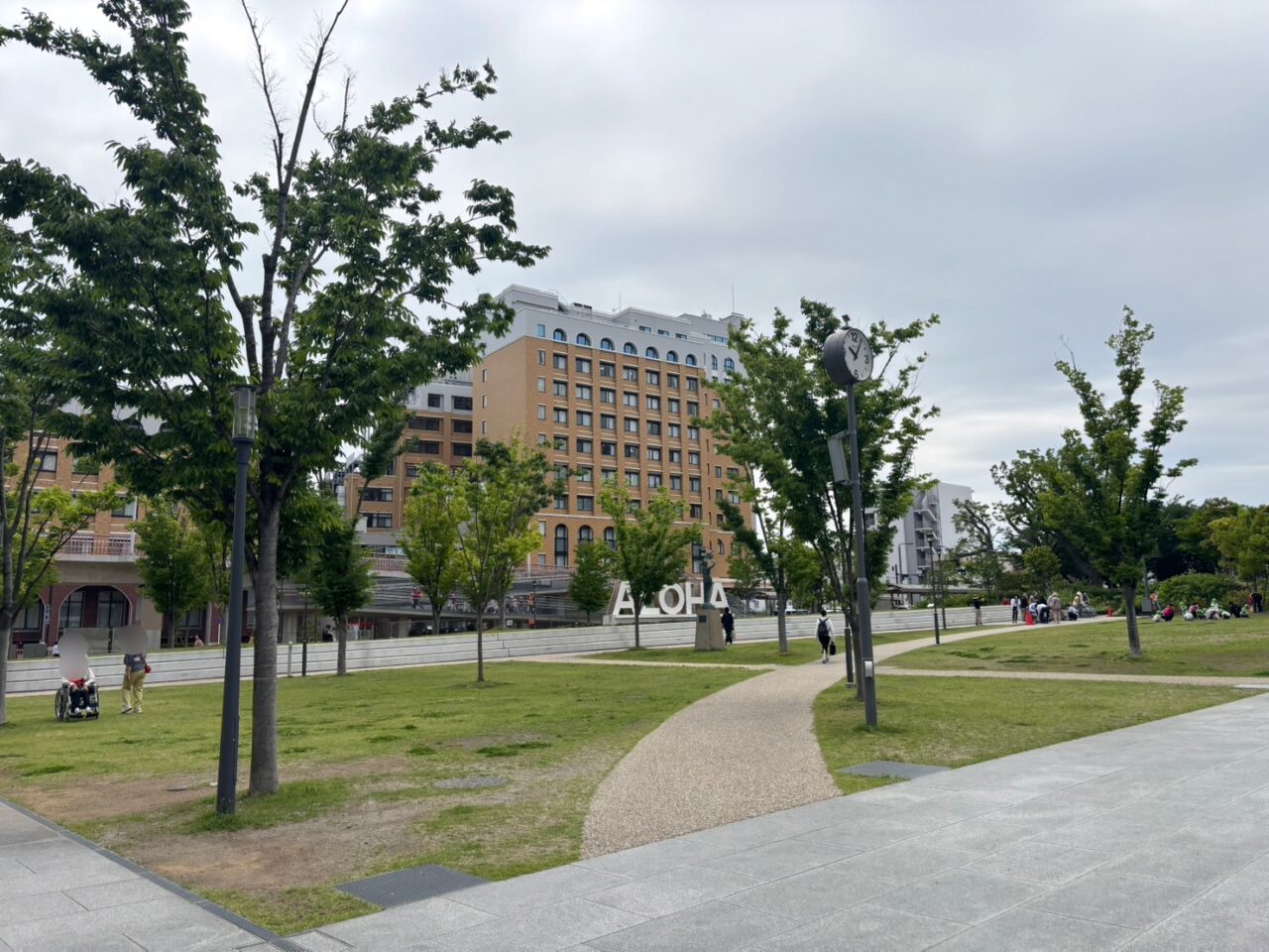 茅ヶ崎市役所前広場