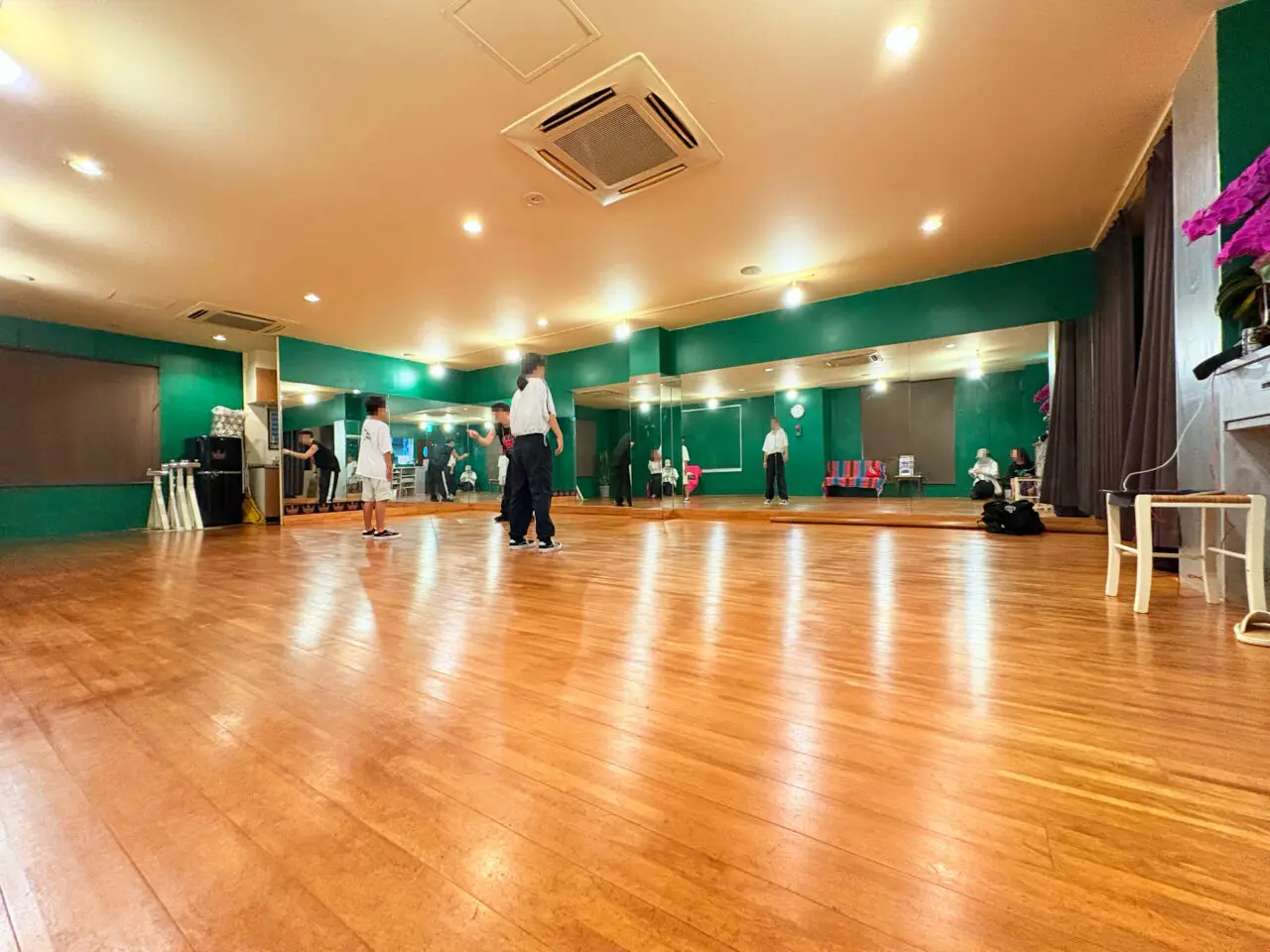 ボニーダンススクールの室内