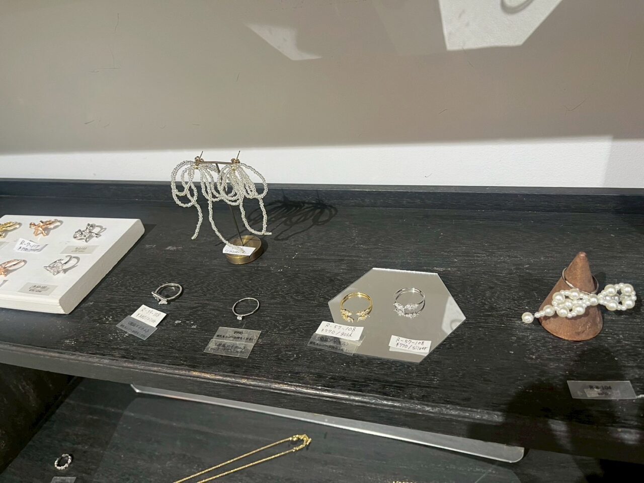 beller（ベラー）茅ヶ崎店のリングやピアスなどのアクセサリー