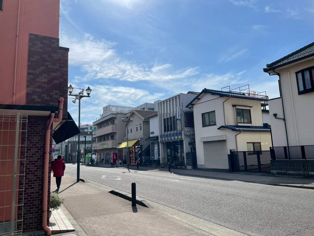 ヶ崎駅北口周辺の街並み