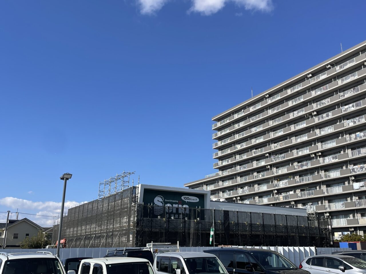 リニューアル工事準備が進むエイビイ茅ヶ崎店周辺

