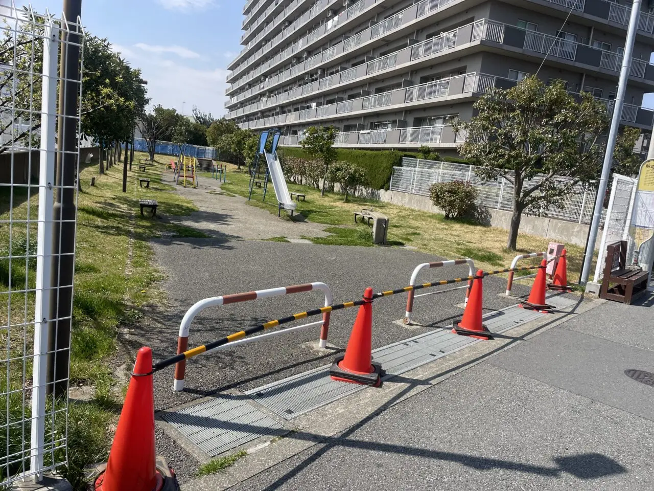 茅ヶ崎 公園 遊具エリア