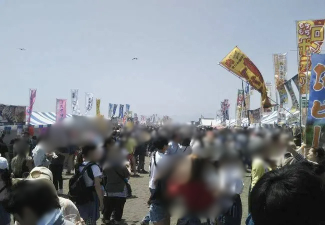 湘南祭の飲食ブースエリアの様子